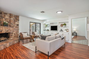 010_5722 Reinhold St