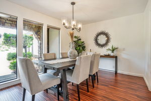 018_5722 Reinhold St