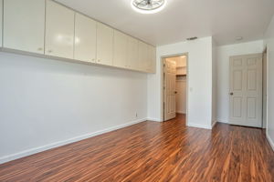 027_5722 Reinhold St