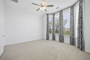  Photo 34