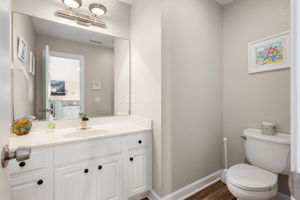 57241-Summerplace-TL-Half-Bath