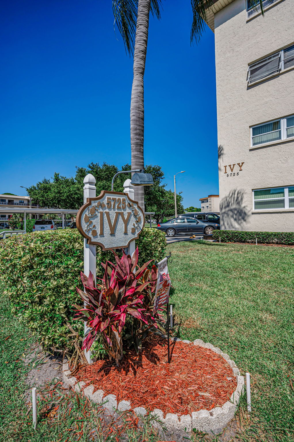 Front Exterior3