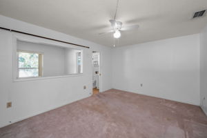 Primary Bedroom1a