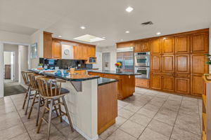 Kitchen w lots of storage
