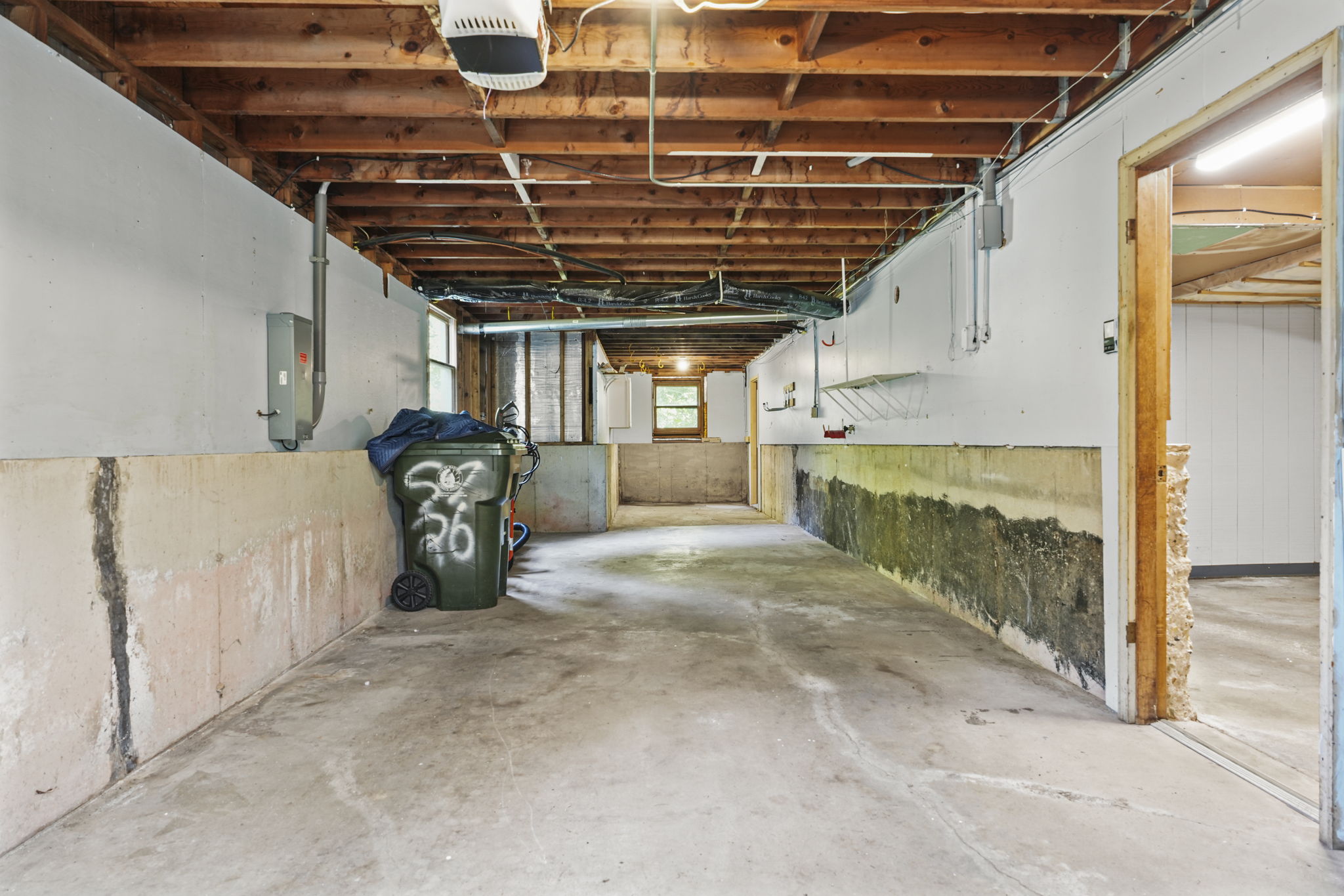  Photo 41