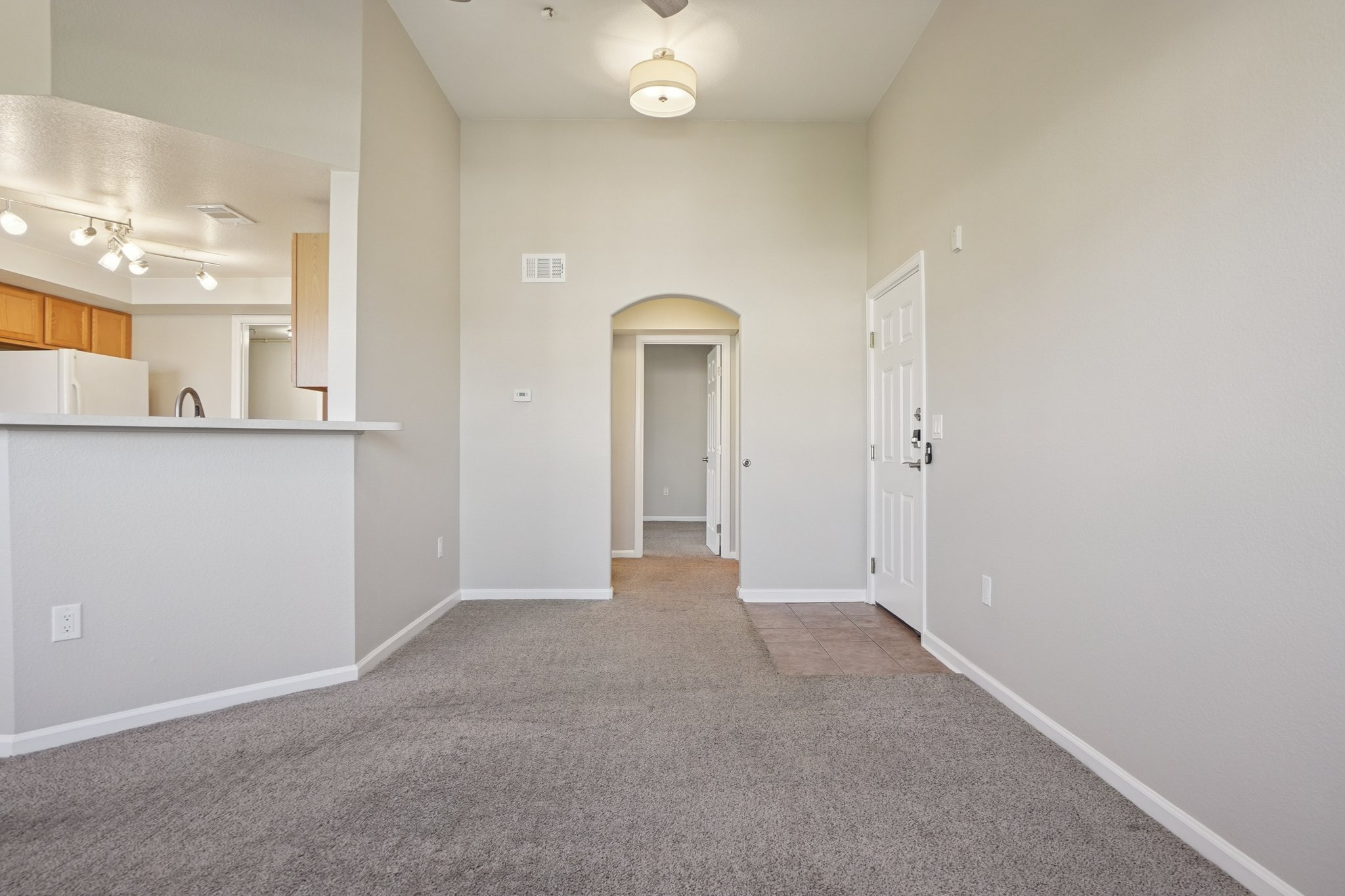 N Genoa Way 301-1106-013.jpg