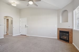 N Genoa Way 301-1106-012.jpg