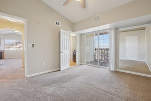 N Genoa Way 301-1106-027.jpg