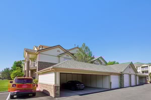 N Genoa Way 301-1106-034.jpg