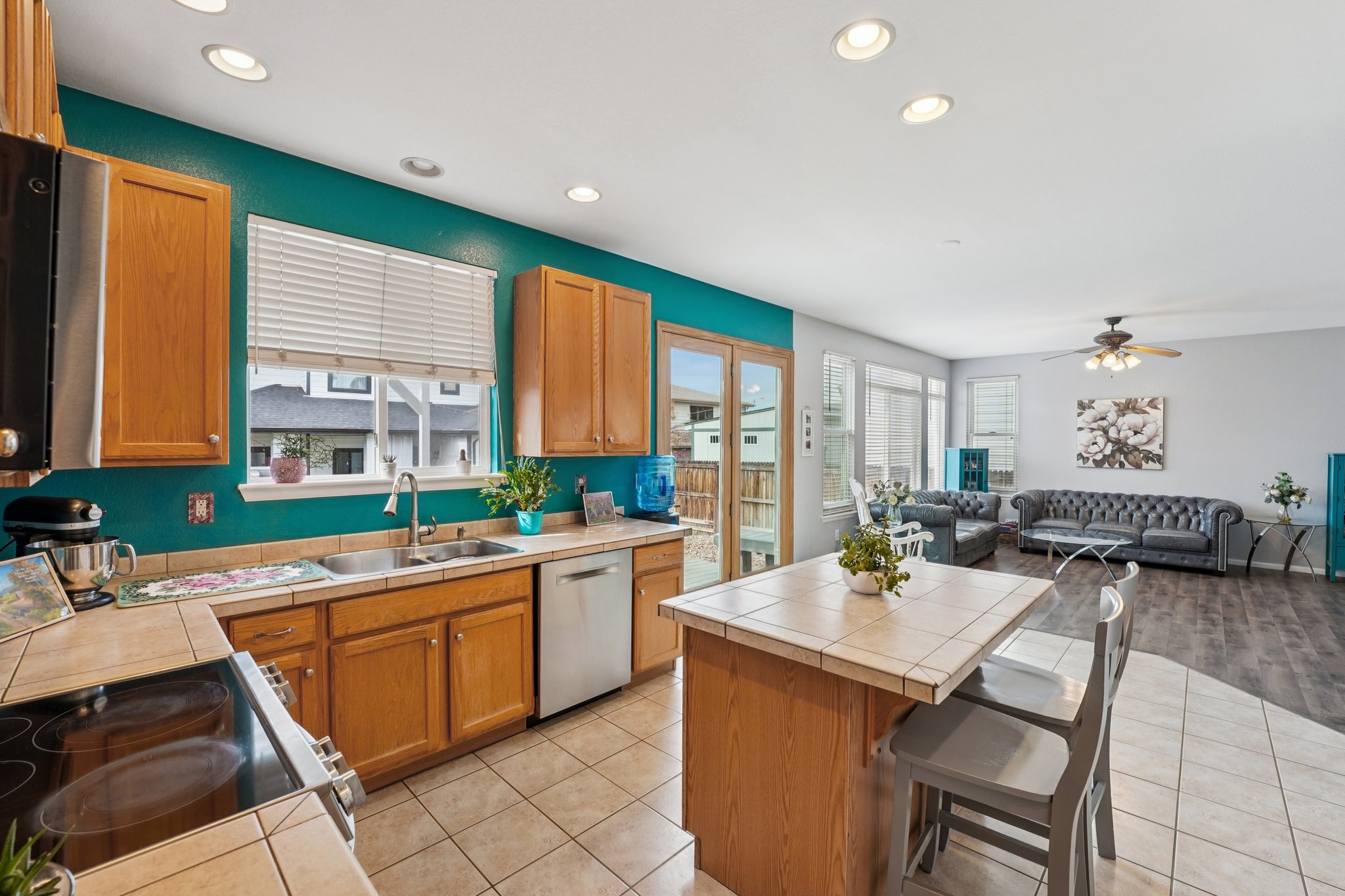 S 17th Ave-L1311-011.jpg