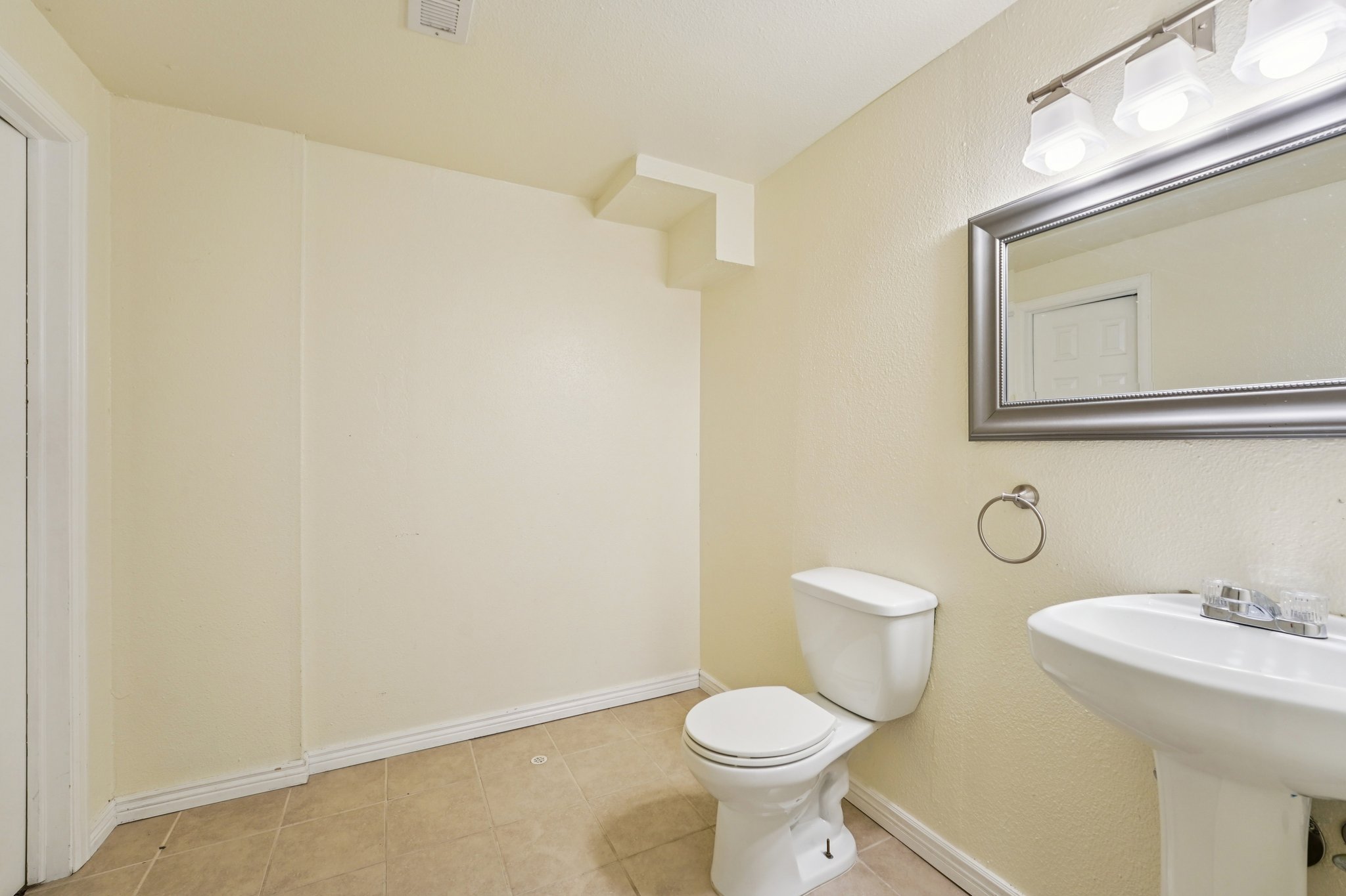 S 17th Ave-L1311-036.jpg