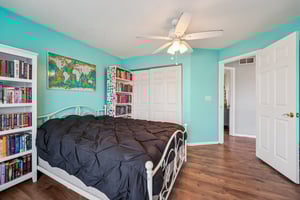 S 17th Ave-L1311-033.jpg