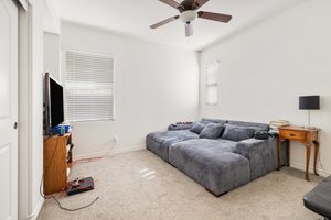  Photo 35
