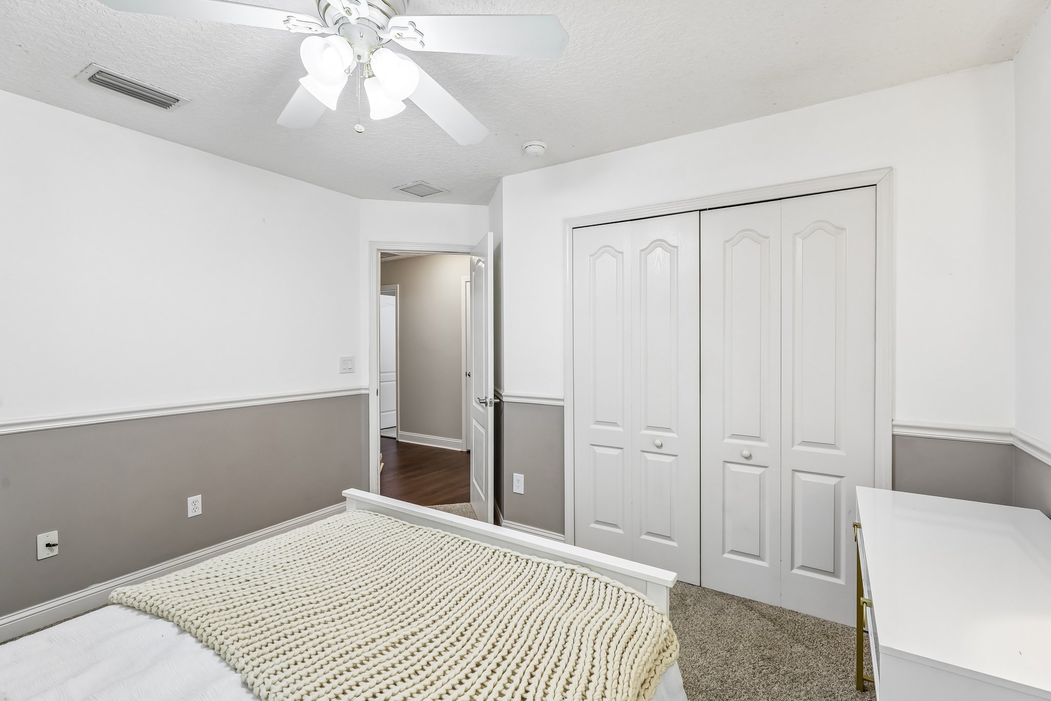 Wellhouse Dr-S1205-036.jpg