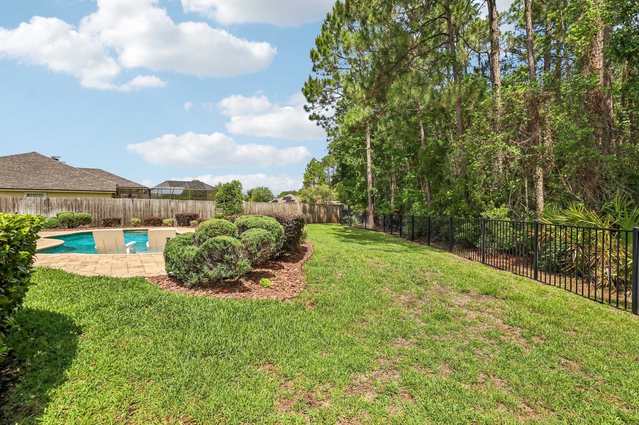 Wellhouse Dr-S1205-044.jpg