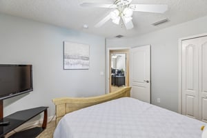 Wellhouse Dr-S1205-034.jpg