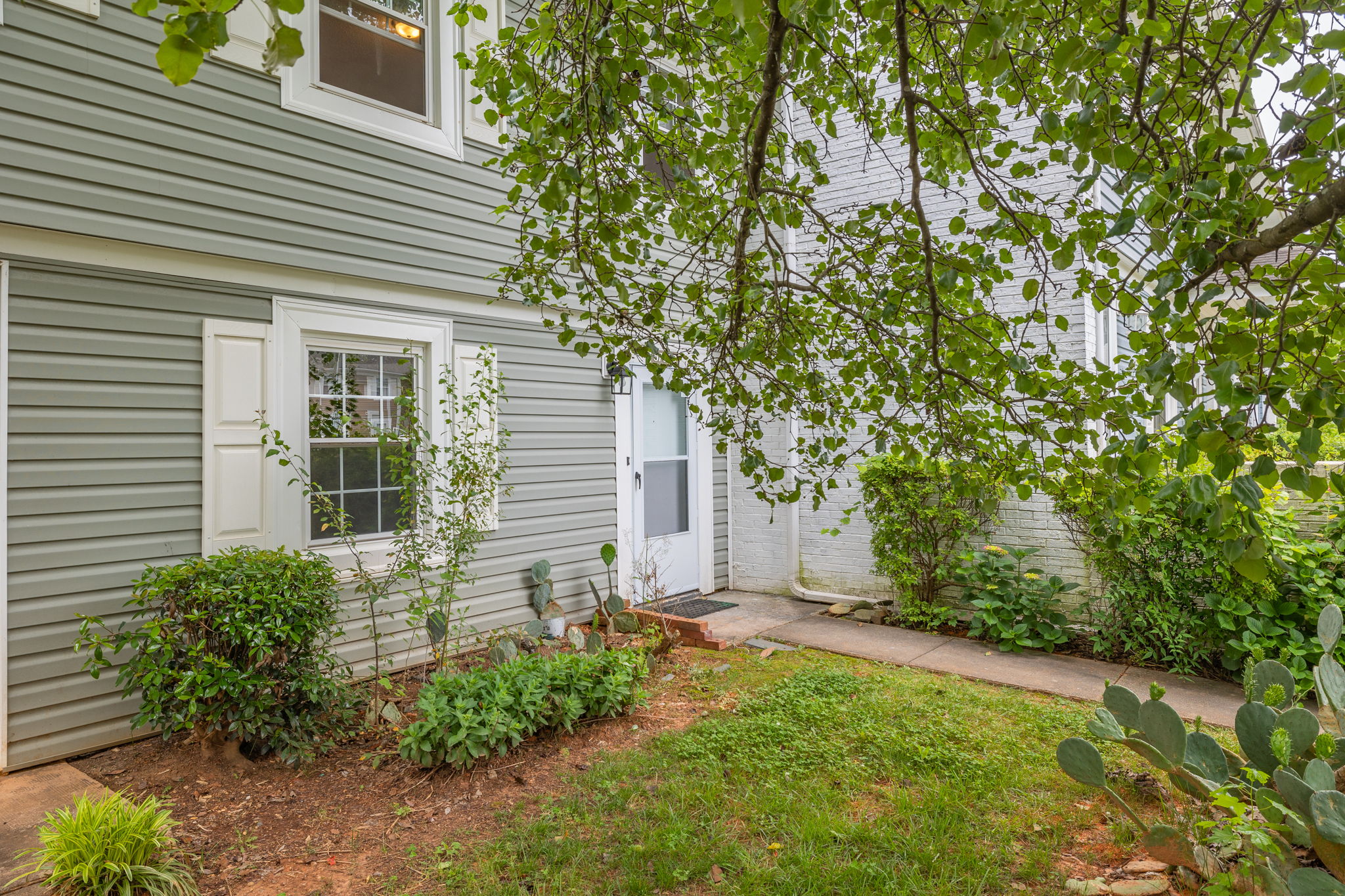 5731 Bramblegate Rd-2