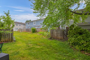 5731 Bramblegate Rd-22