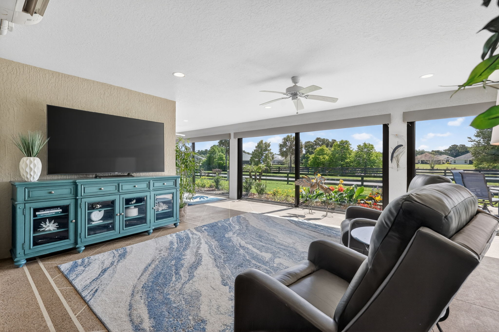 714sf Glass-Enclosed Lanai with TWO Mini-Splits and Water Views