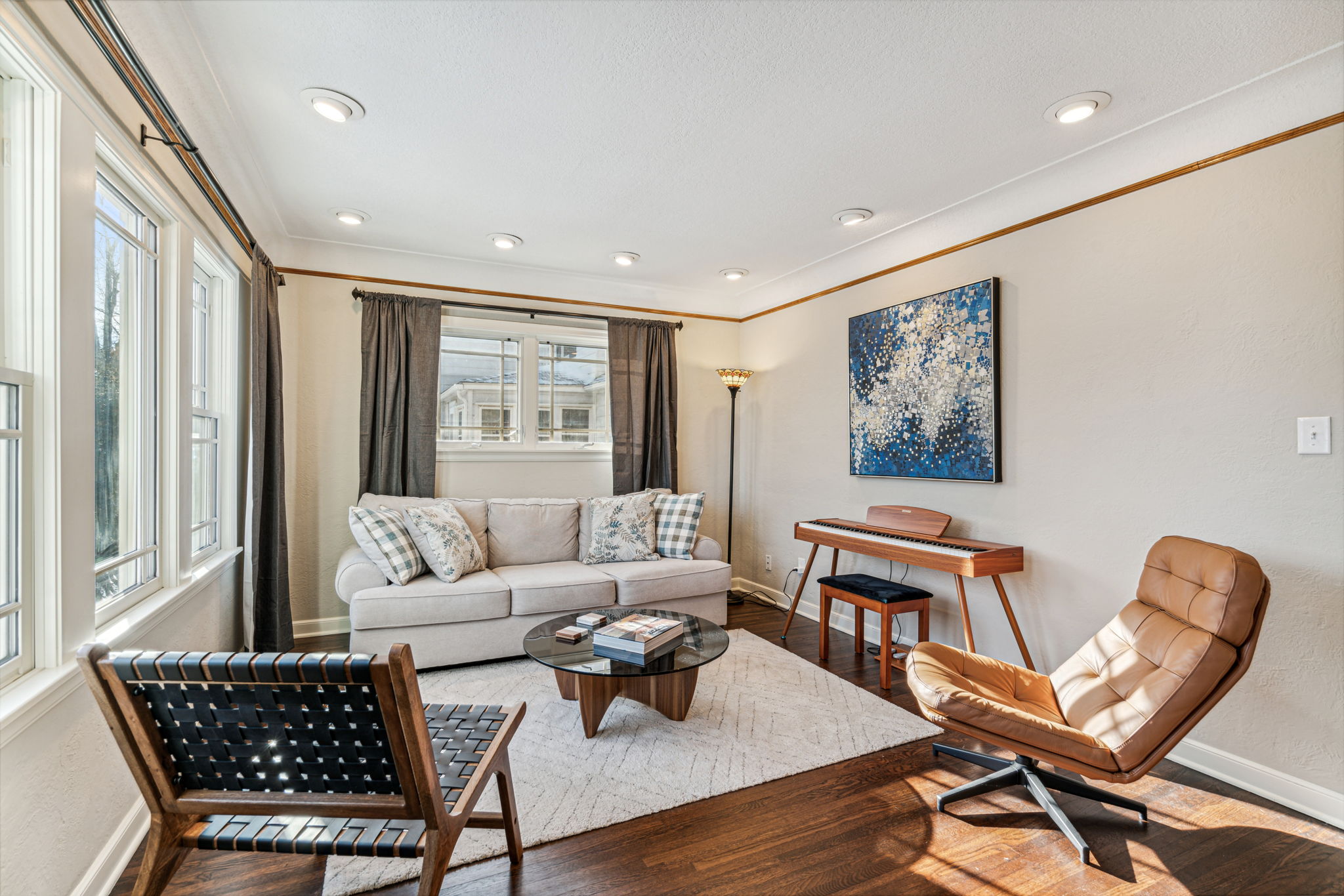 04_Interior