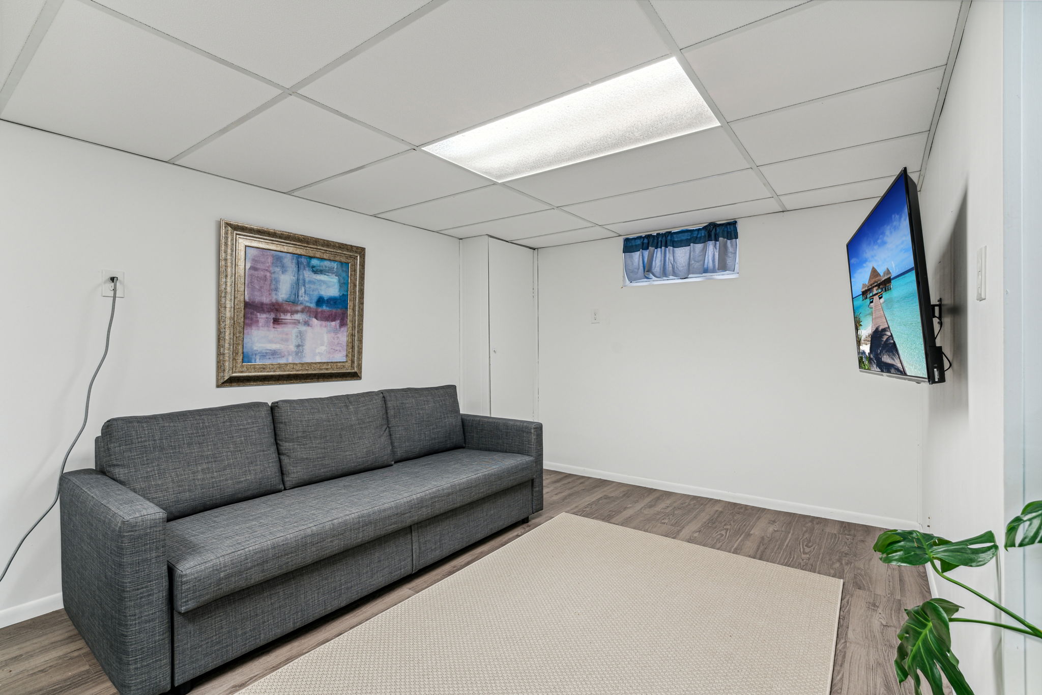 18_Interior