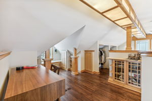 13_Interior