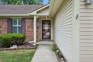 Pine Knoll Blvd-S2507-002.jpg