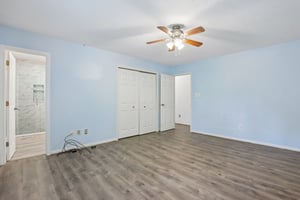 Pine Knoll Blvd-S2507-018.jpg