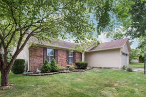 Pine Knoll Blvd-S2507-001r.jpg