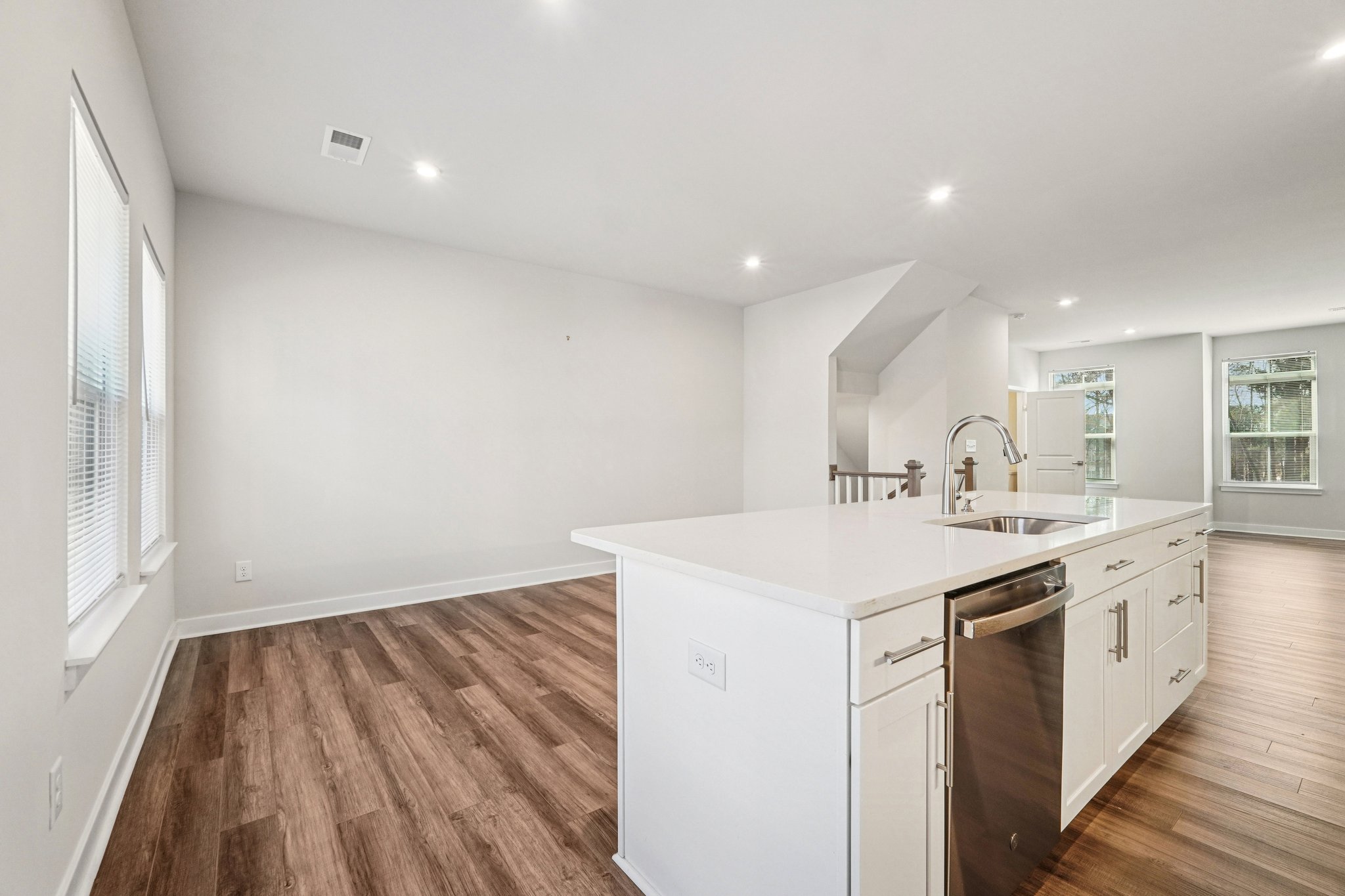 Nantahala Dr-L1501-016.jpg