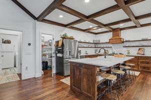 Access to Mudroom/Laundry Room