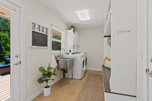 Mudroom / Laundry