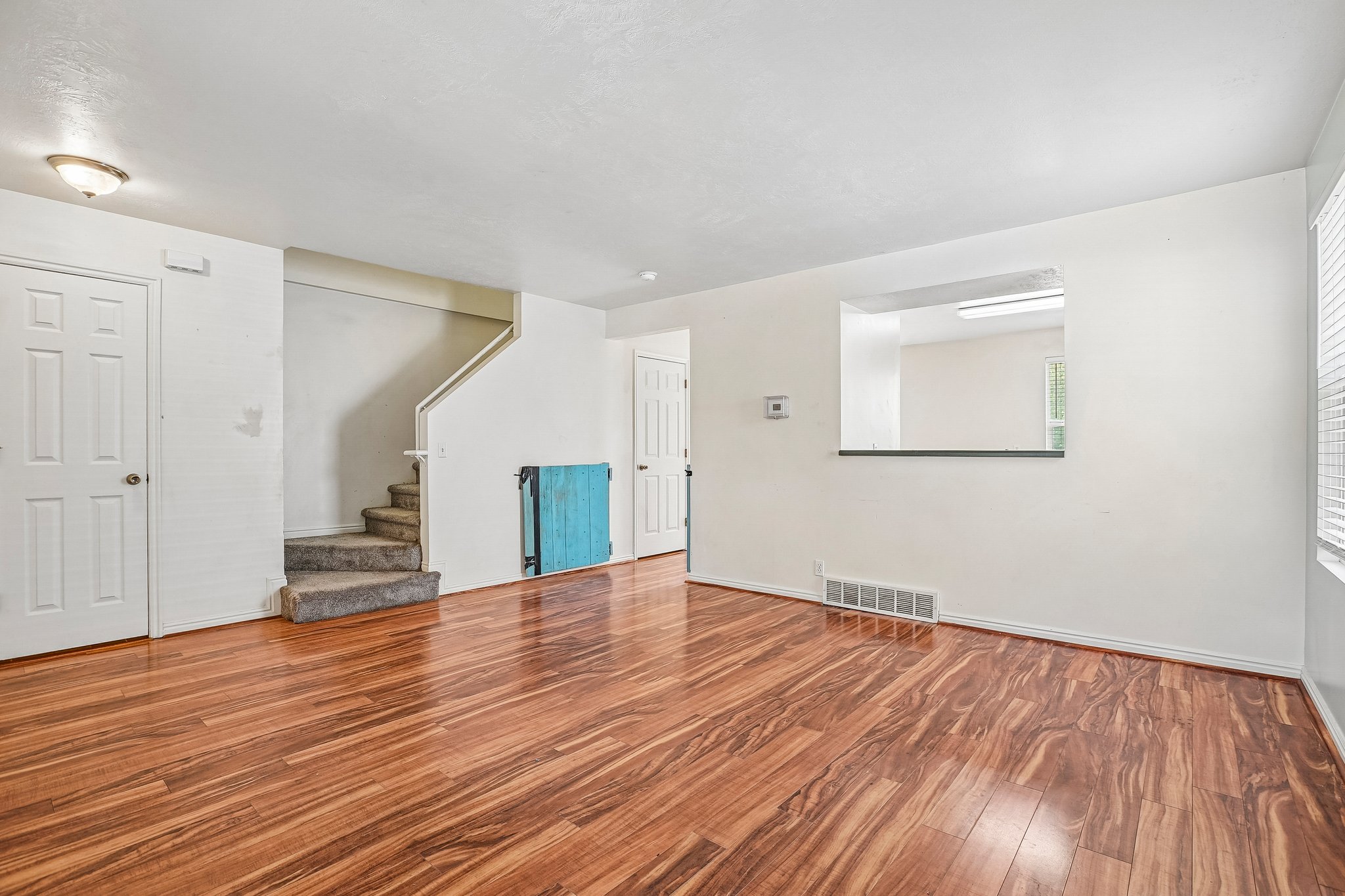 W Loch Raven Ct-S0808-005.jpg