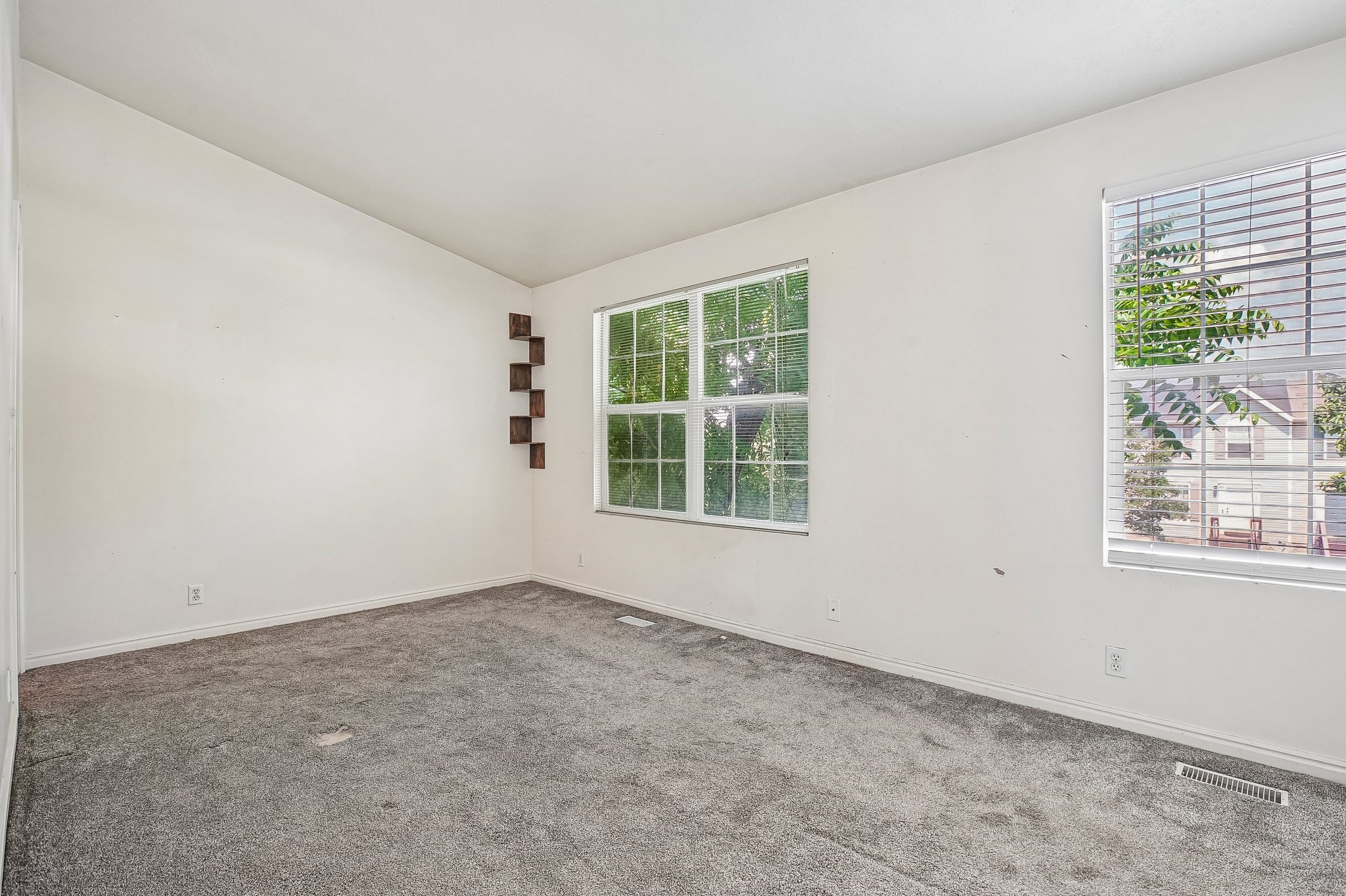 W Loch Raven Ct-S0808-017.jpg
