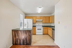 W Loch Raven Ct-S0808-012.jpg