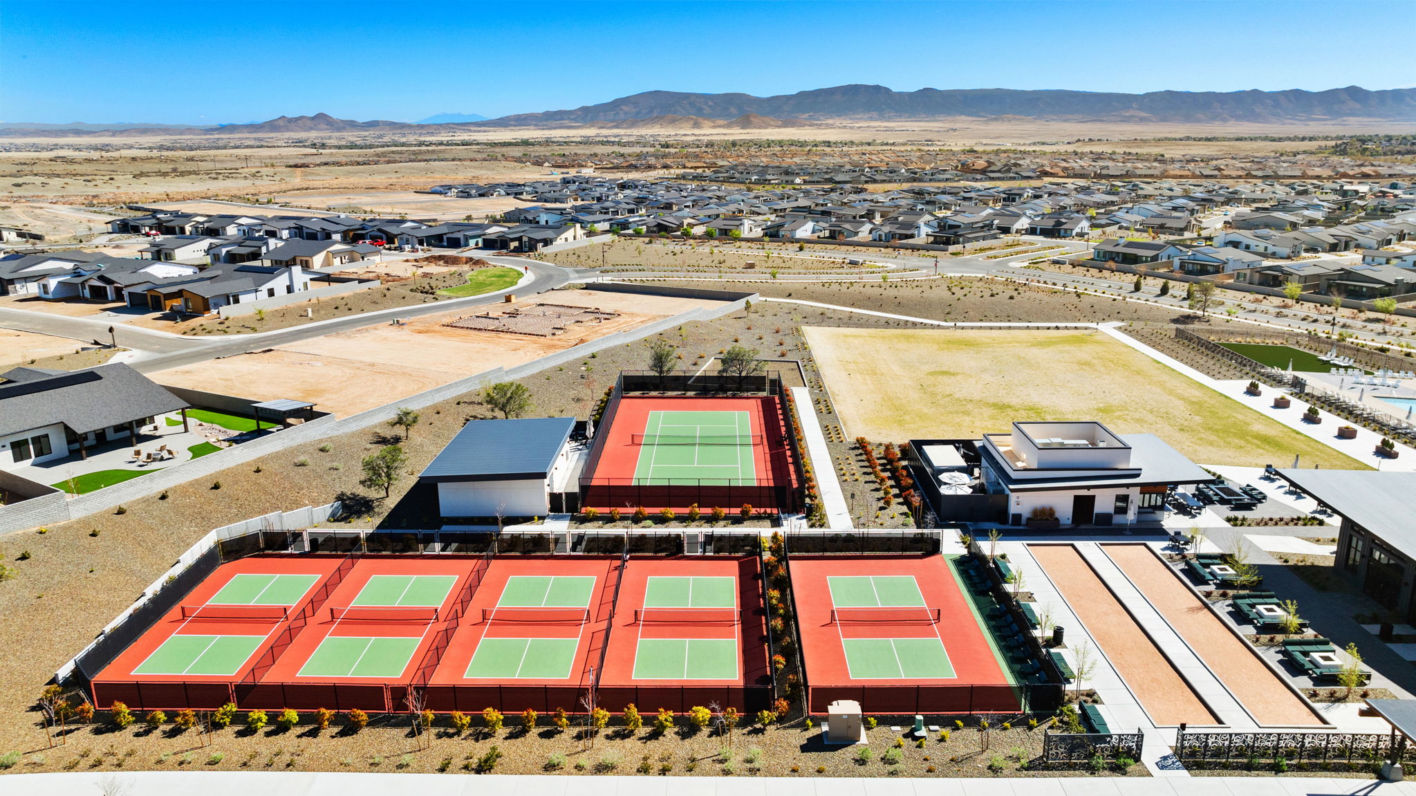 PickleballandBocceBall