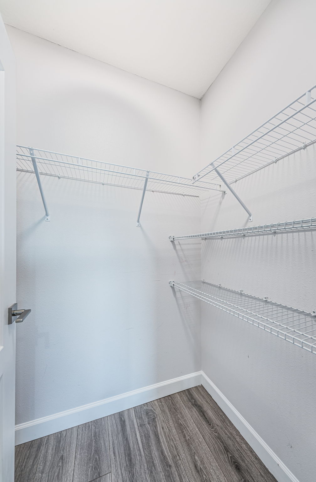 Bedroom 2 Walk-in Closet