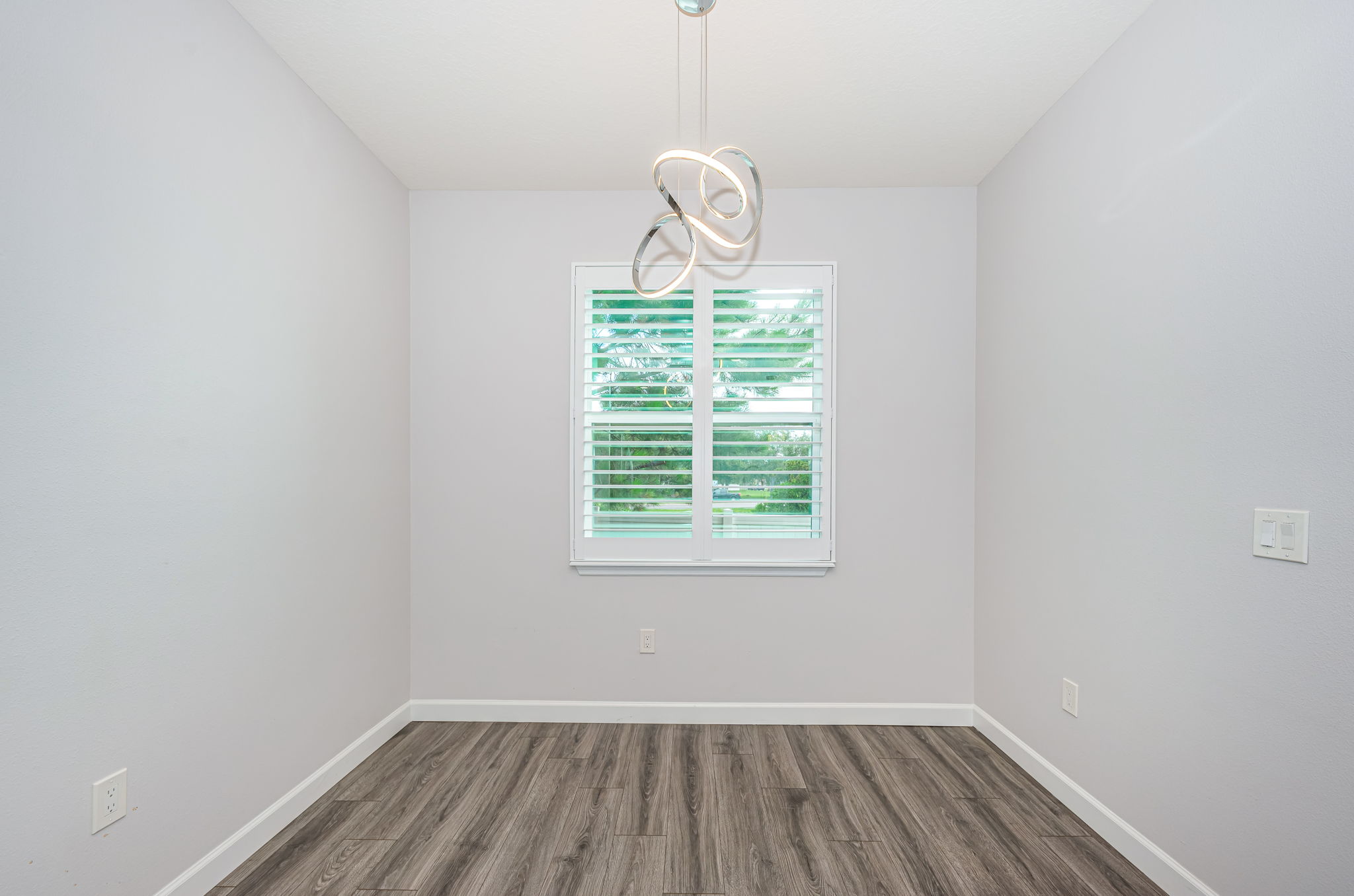 Dining Room 3-2