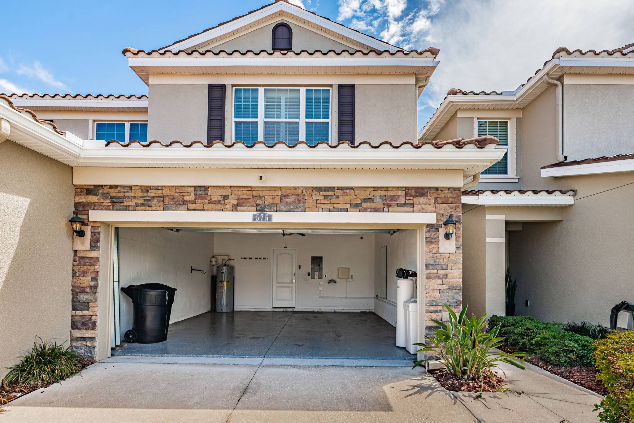 Garage 1
