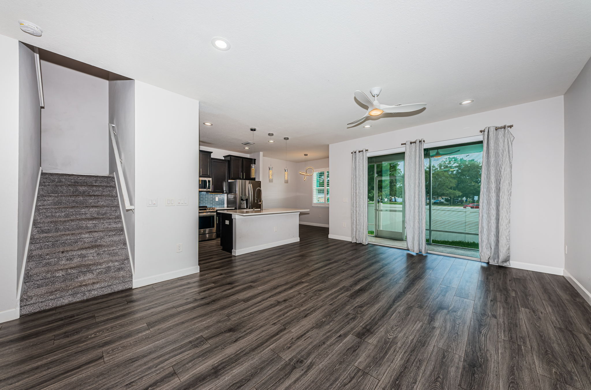 Living Room 2-3