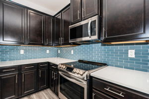 Kitchen 4-3