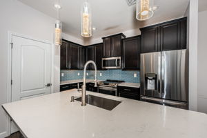 Kitchen 6-3