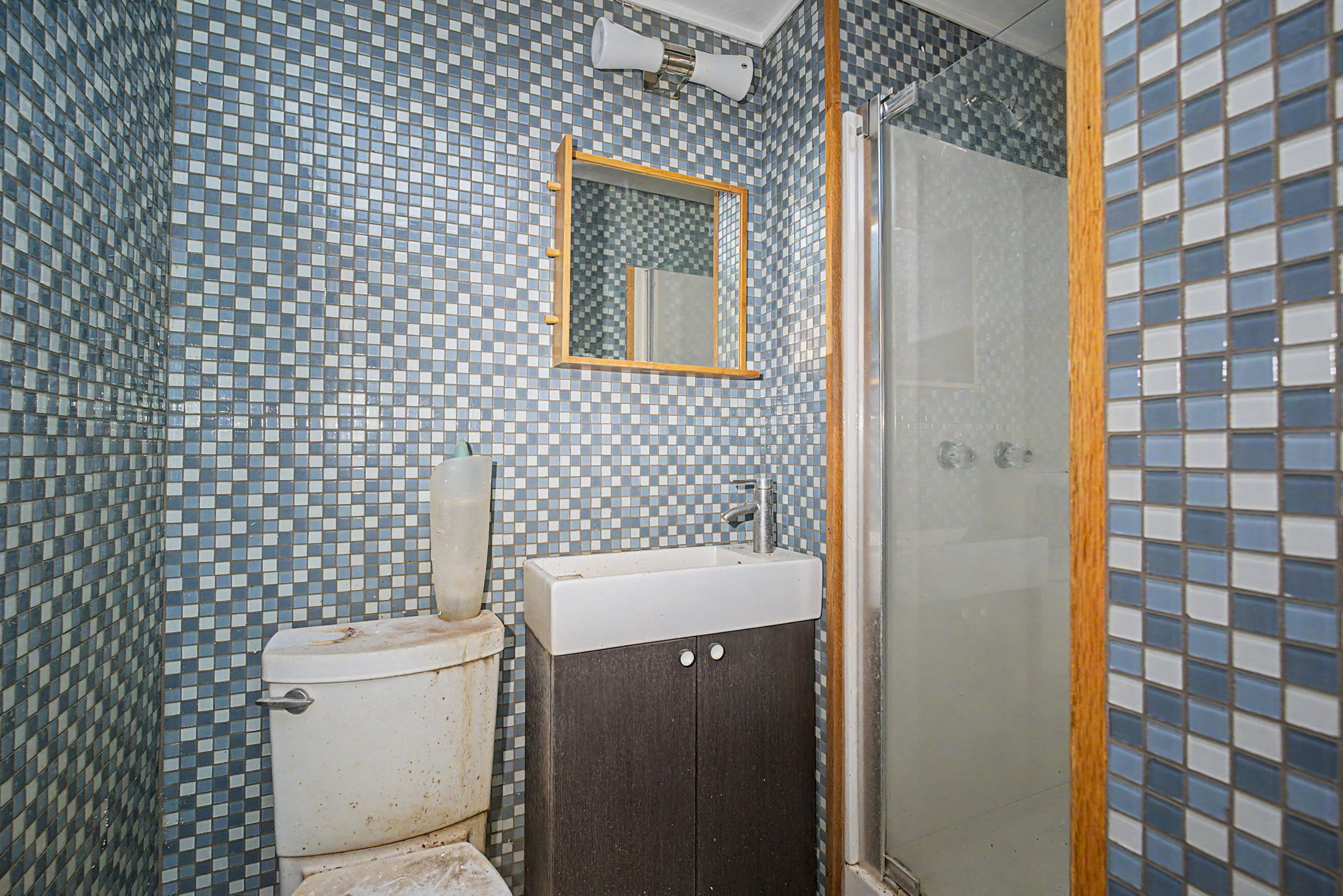  Photo 50