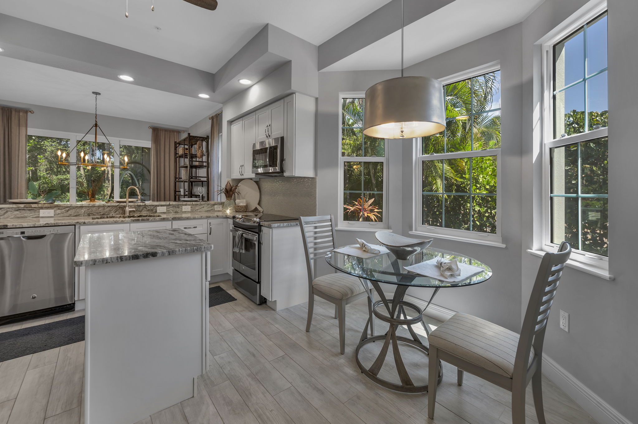 Eat in Kitchen