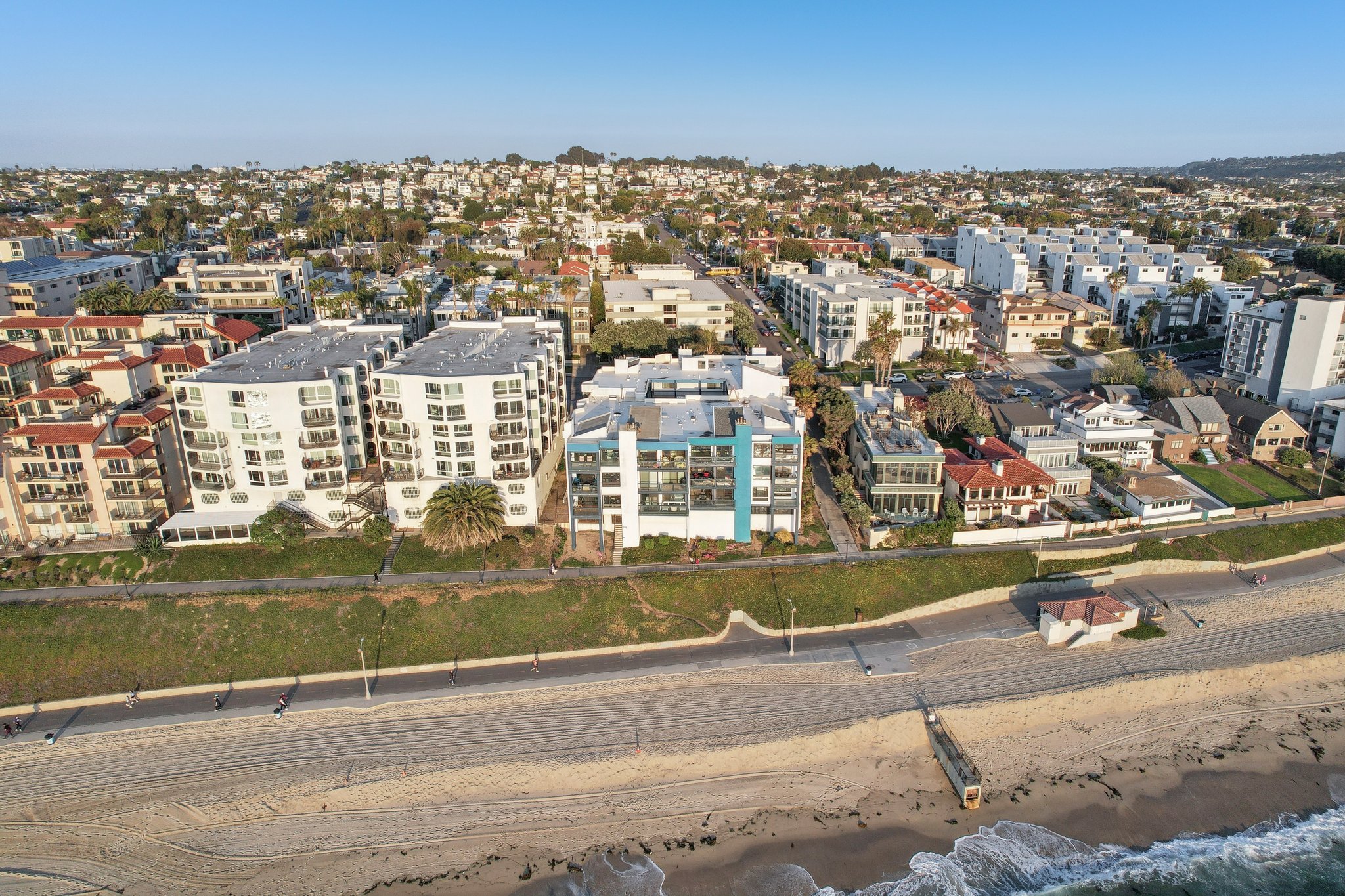 Esplanade 205-3004-010.jpg