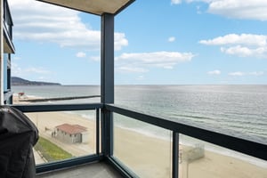 Esplanade 205-2404-027.jpg