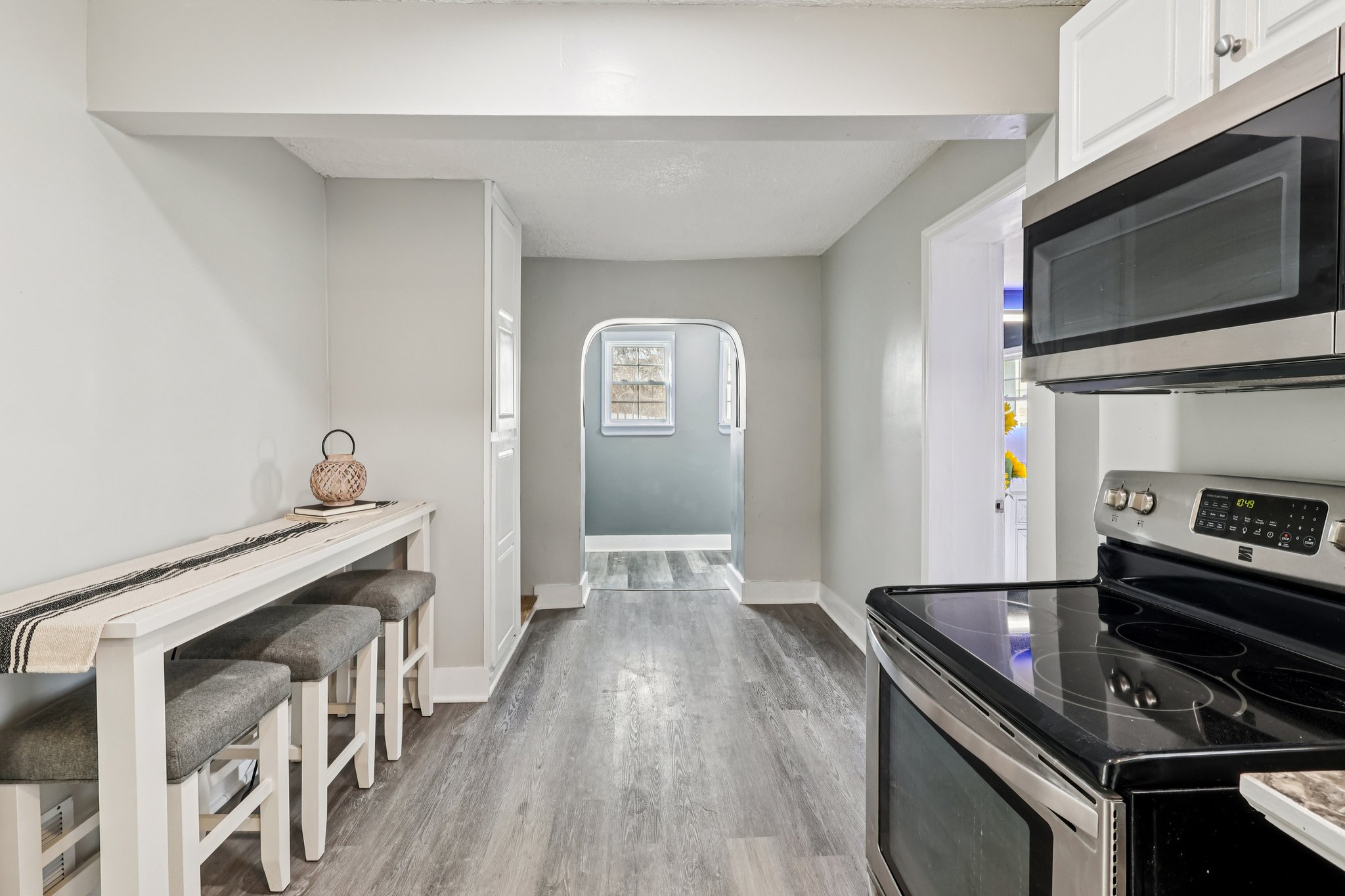 Flora Ave-S1802-021.jpg