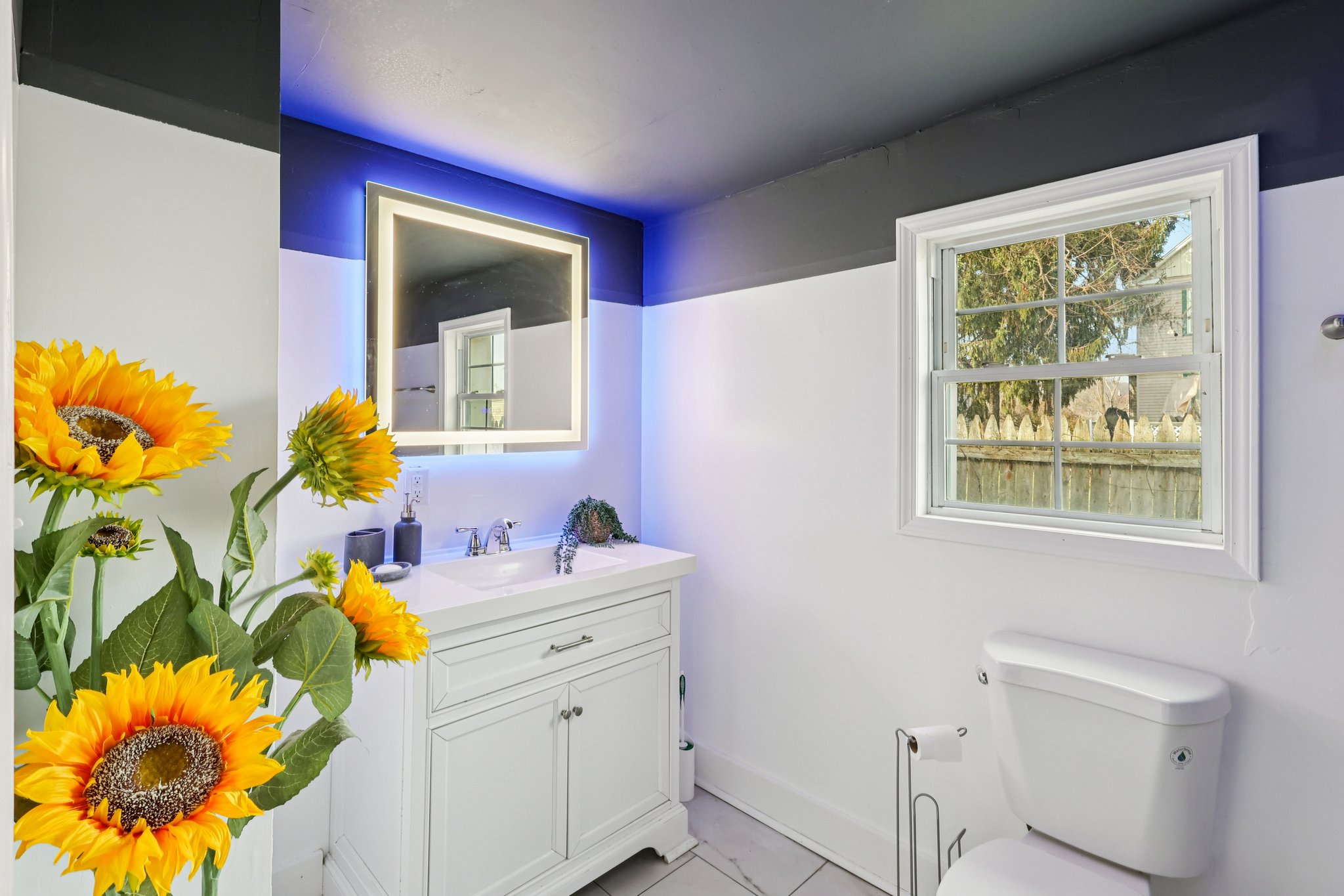 Flora Ave-S1802-028.jpg