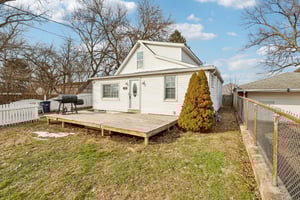 Flora Ave-S1802-009.jpg