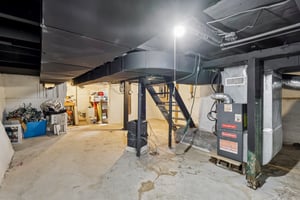 Flora Ave-S1802-042.jpg